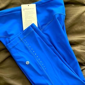 💙LULULEMON💙SWIFT SPEED HR CROP 21”☀️